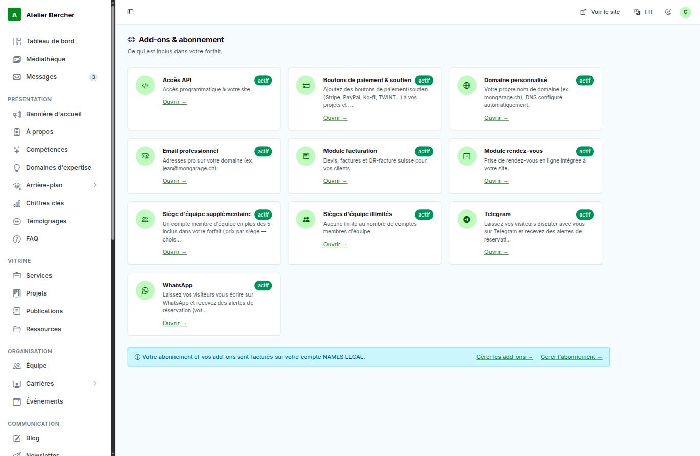 La schermata degli add-on: una scheda per add-on, con un'etichetta attivo e un link che apre il modulo.